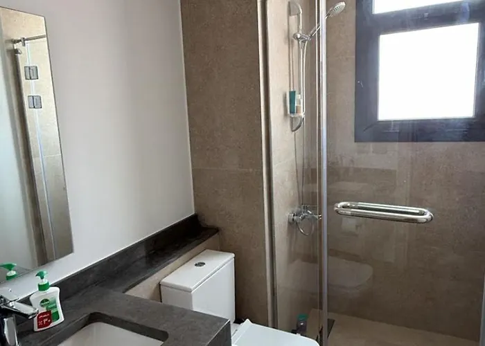 Kamaran 2br Retreat